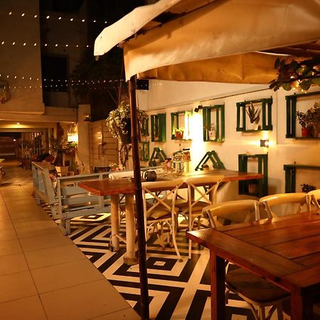 The Bougainvillea Bed & Breakfast 암리차르 외부 사진
