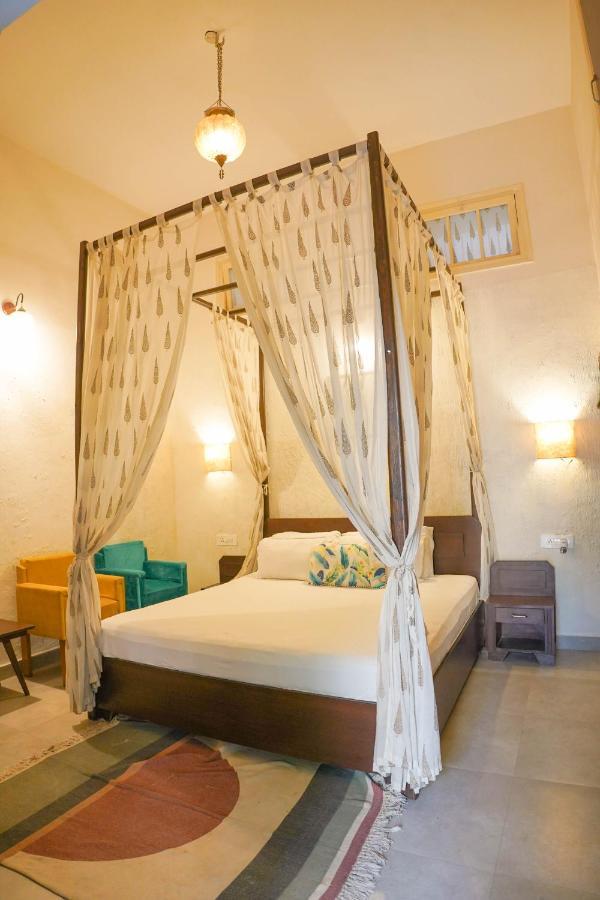 The Bougainvillea Bed & Breakfast 암리차르 외부 사진