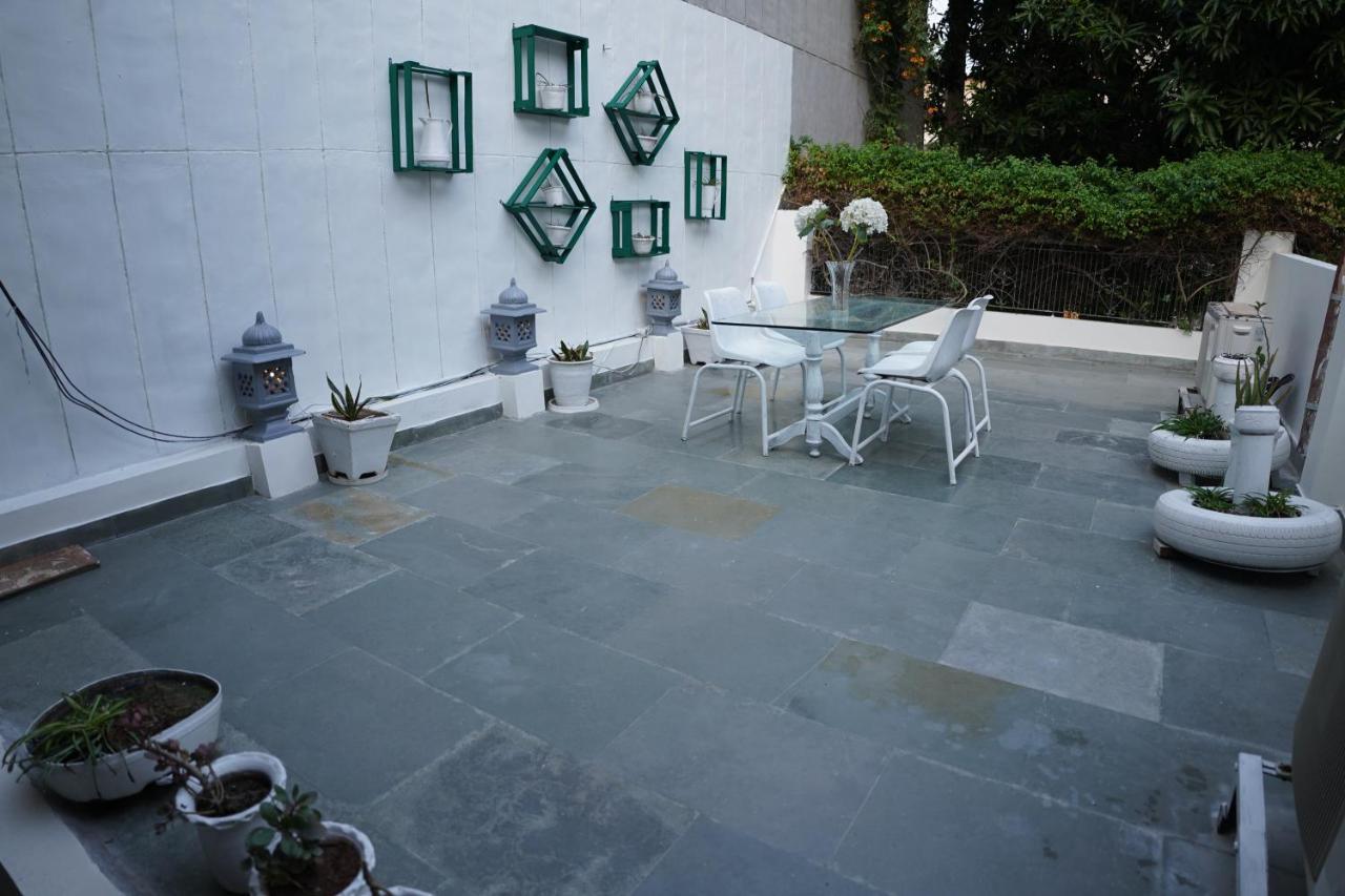 The Bougainvillea Bed & Breakfast 암리차르 외부 사진