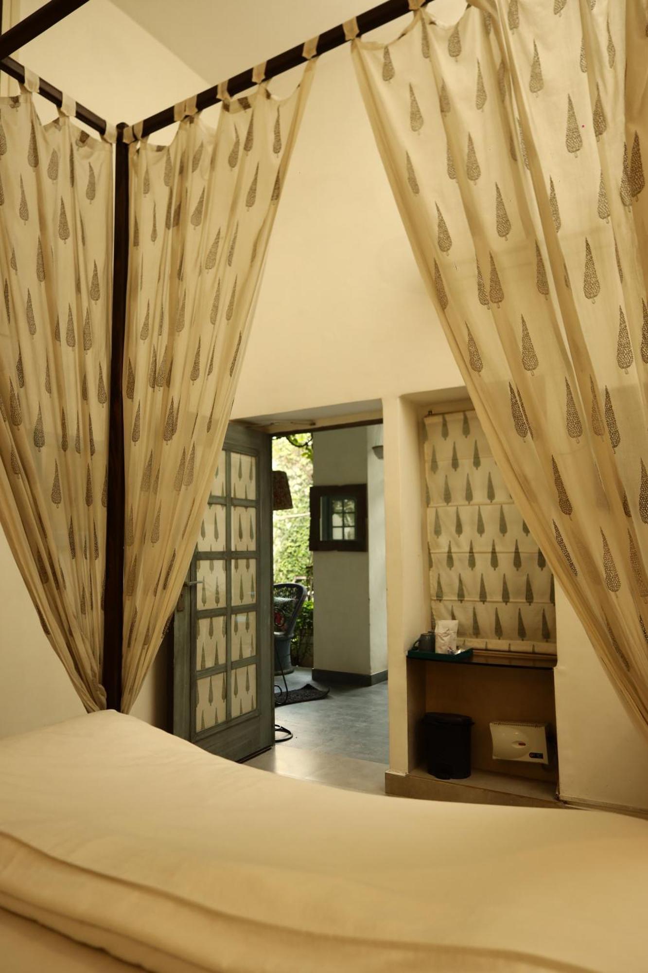 The Bougainvillea Bed & Breakfast 암리차르 외부 사진