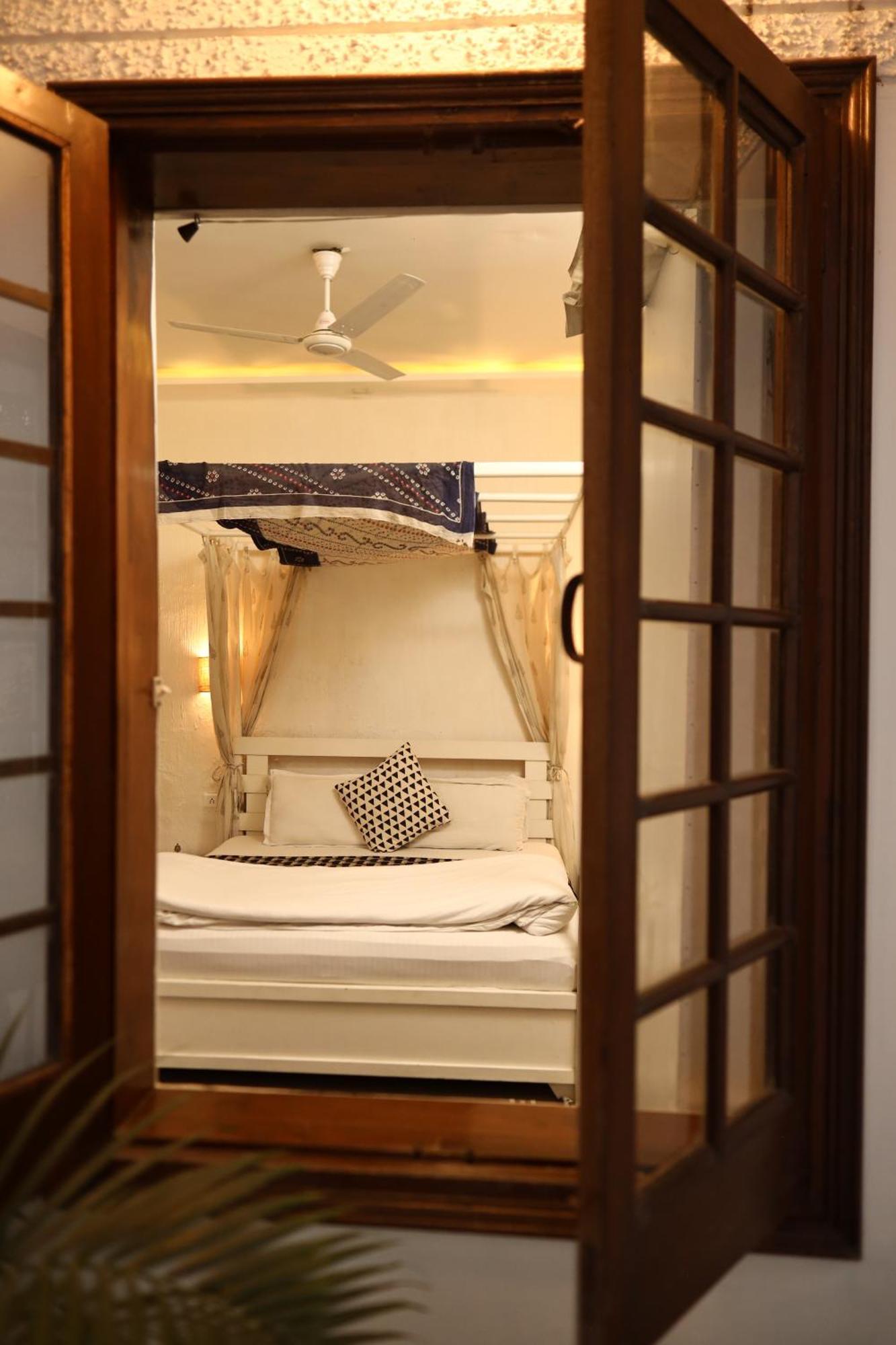 The Bougainvillea Bed & Breakfast 암리차르 외부 사진