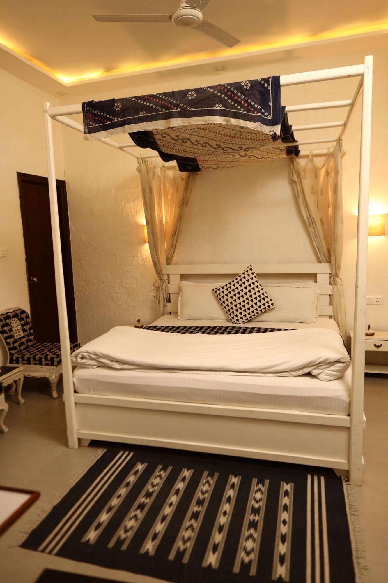 The Bougainvillea Bed & Breakfast 암리차르 외부 사진