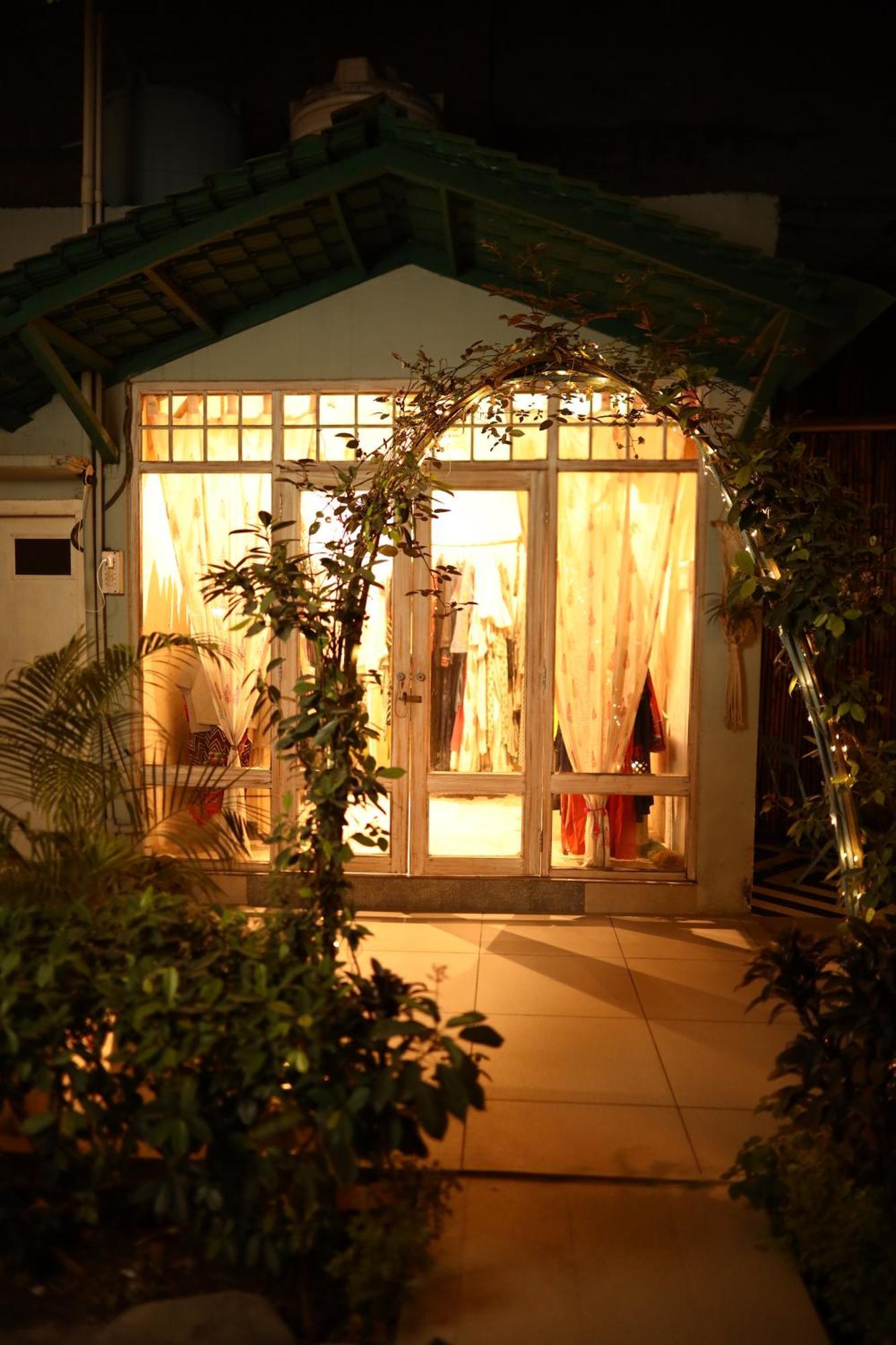 The Bougainvillea Bed & Breakfast 암리차르 외부 사진