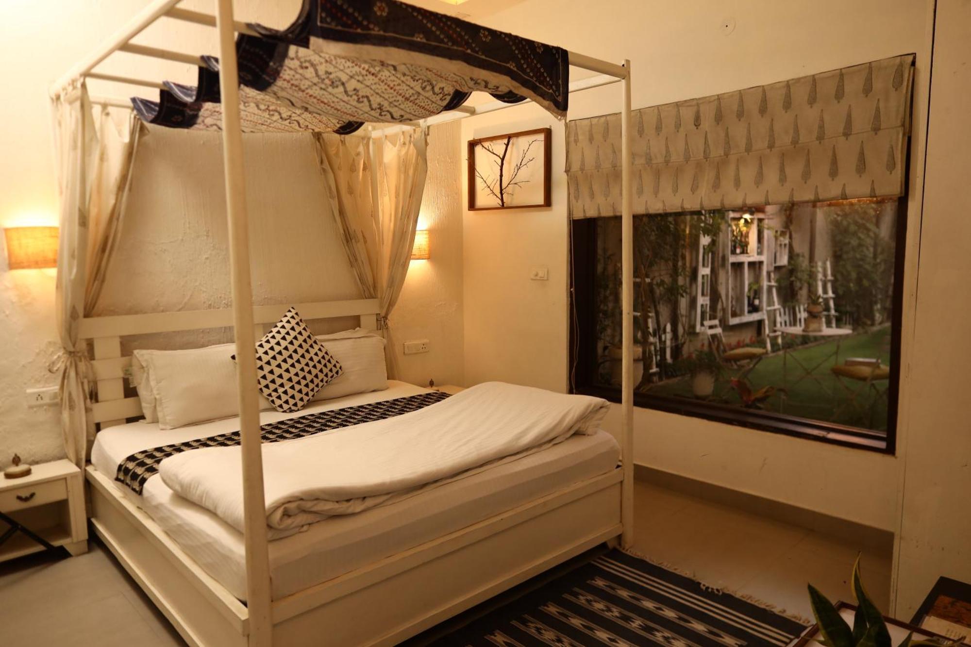 The Bougainvillea Bed & Breakfast 암리차르 외부 사진