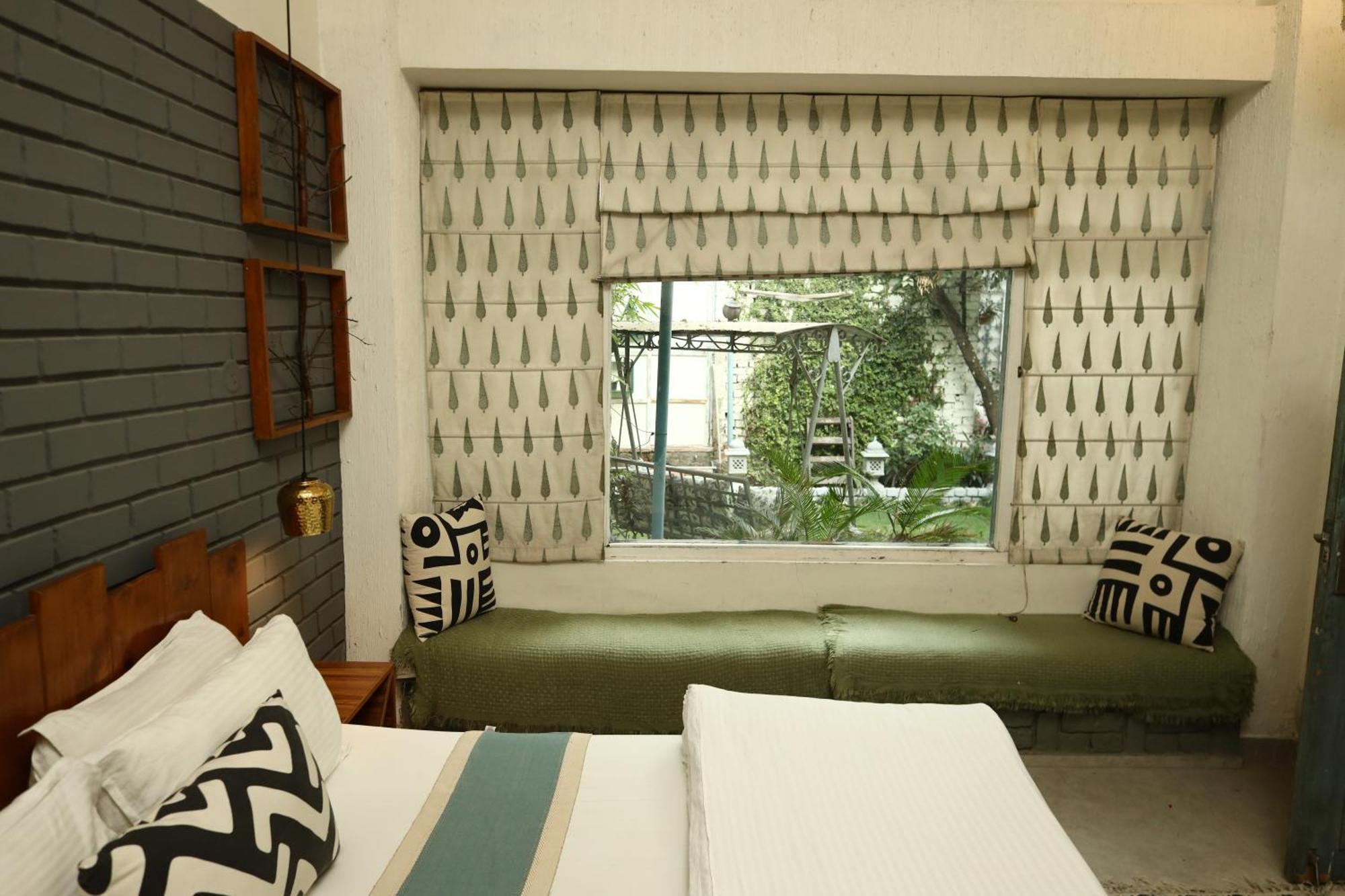 The Bougainvillea Bed & Breakfast 암리차르 외부 사진